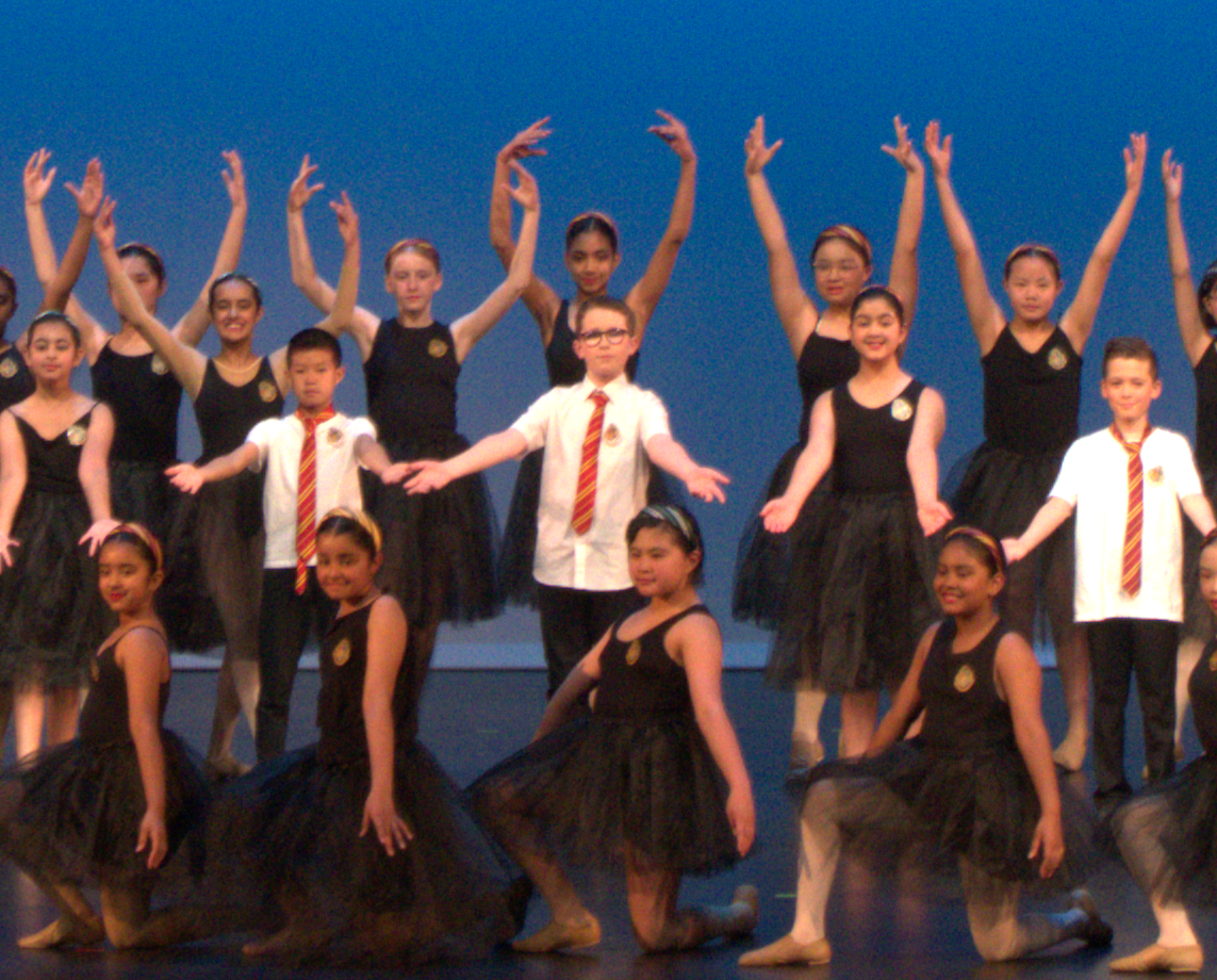 /uploaded_files/media/gallery/1768474883Ballroom and Diamond and Star.PNG